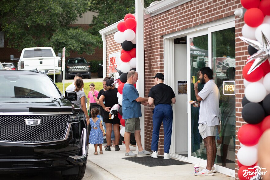 1572 Bannerman Rd, Tallahassee, FL 32312 Retail For Sale