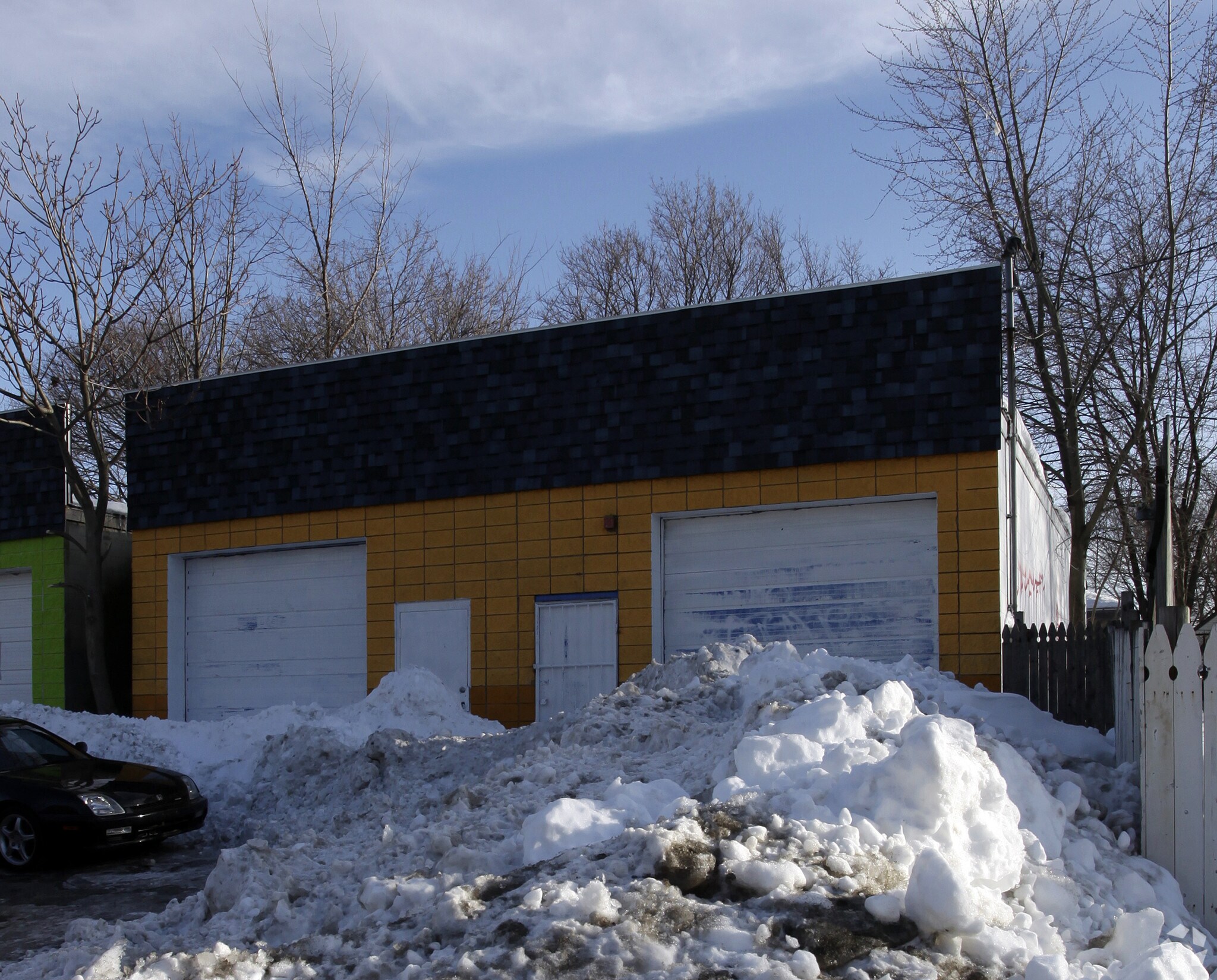296 Bailey Blvd, Providence, RI for sale Primary Photo- Image 1 of 1