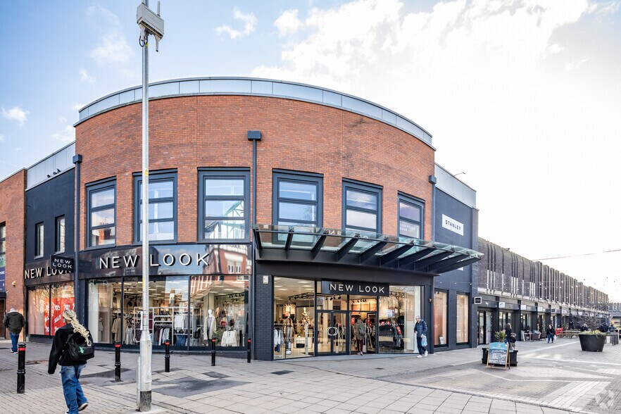 Town Sq, Sale for lease - Building Photo - Image 3 of 4