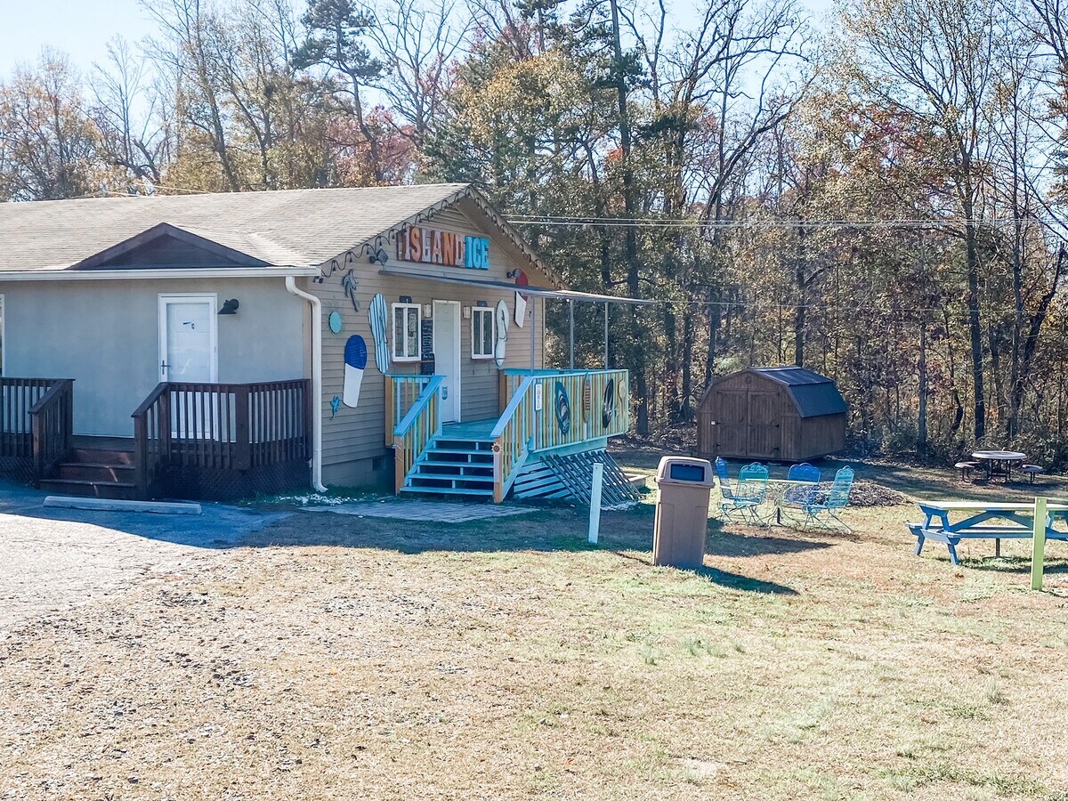 10401 Rozzelles Ferry Rd, Charlotte, NC 28214 Property Record