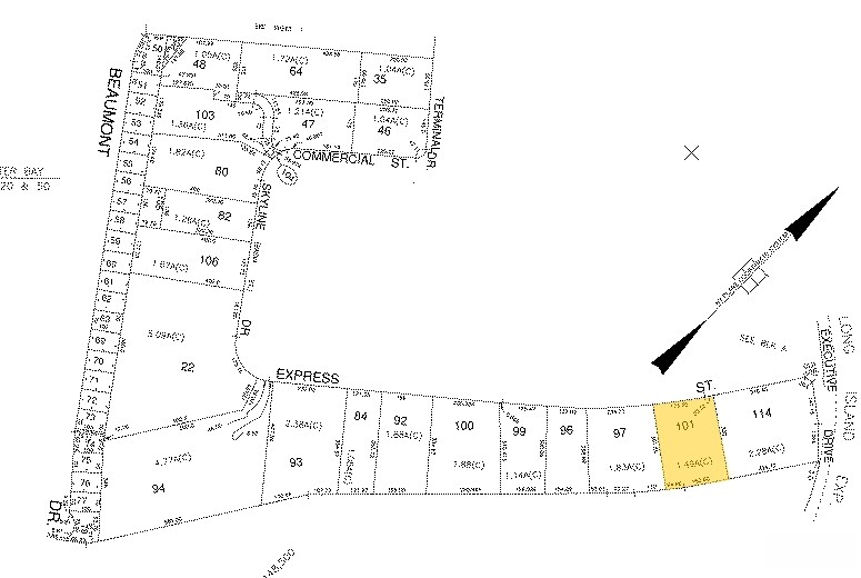 205 Express St, Plainview, NY for sale - Building Photo - Image 1 of 1