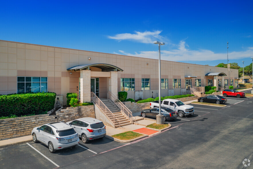 5253 Prue Rd, San Antonio, TX for lease - Building Photo - Image 3 of 5