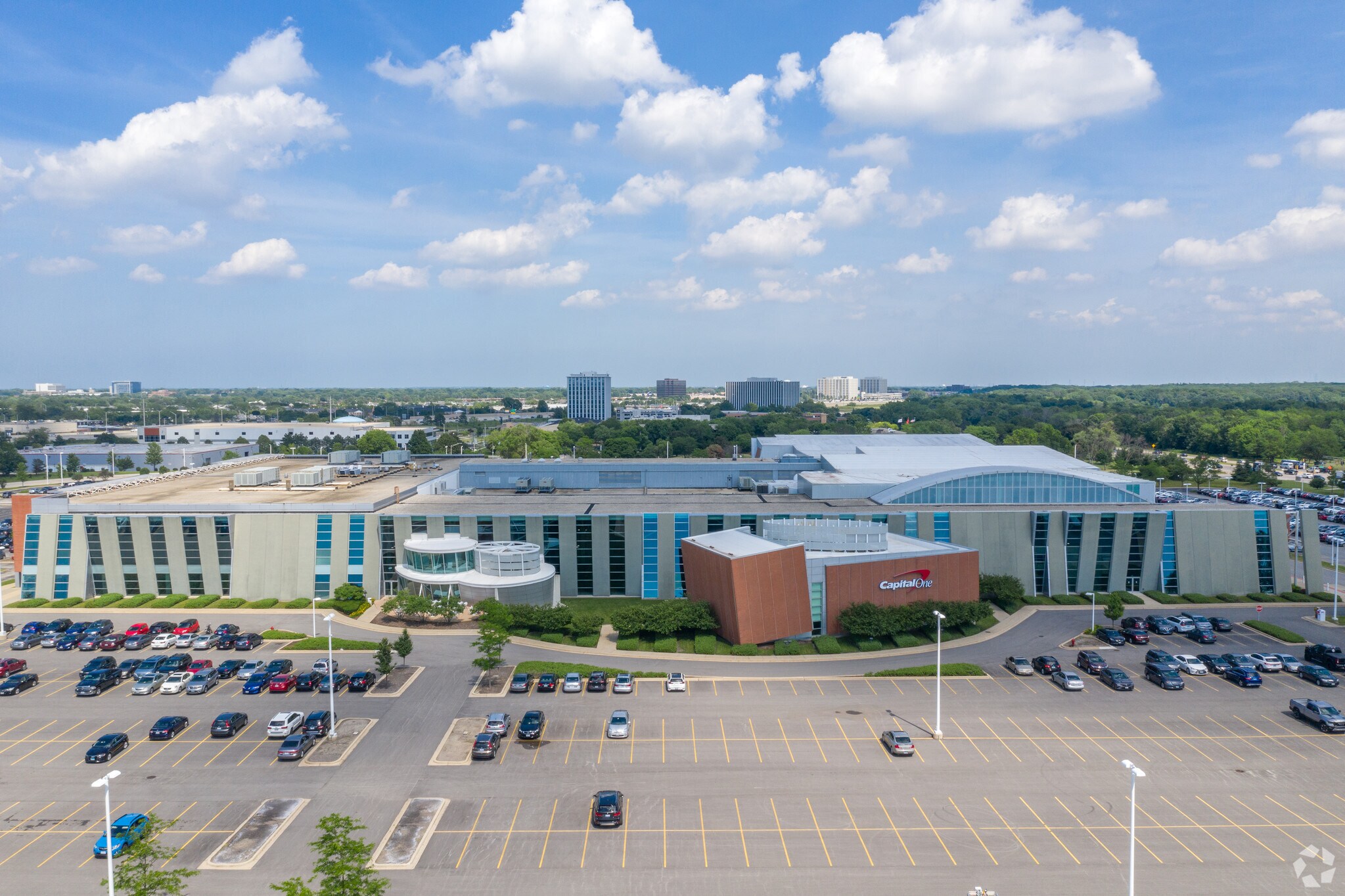 3800 Golf Rd, Rolling Meadows, IL 60008 Atrium