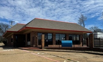 3118 Estes Pky, Longview TX - Drive Through Restaurant