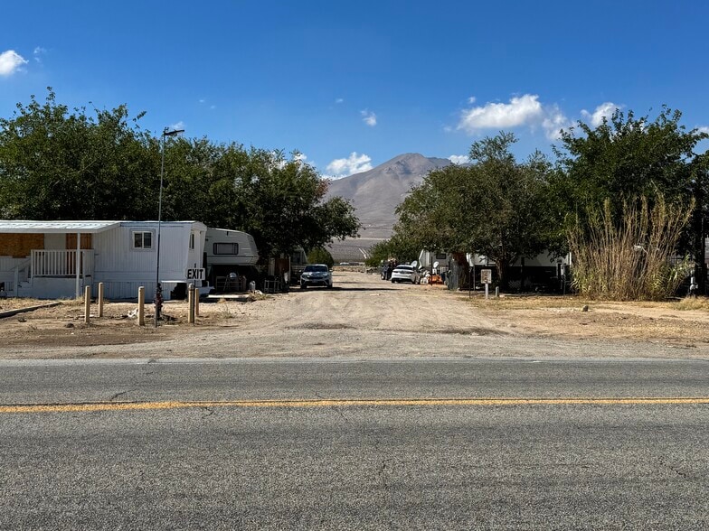 1661 N Brown Rd, Inyokern, CA for sale - Building Photo - Image 2 of 20