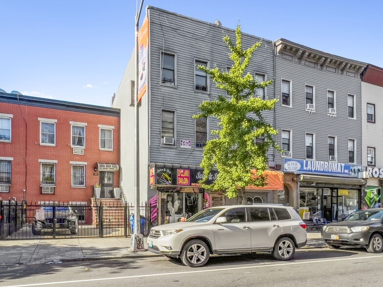378 Central Ave, Brooklyn, NY for sale - Building Photo - Image 2 of 17