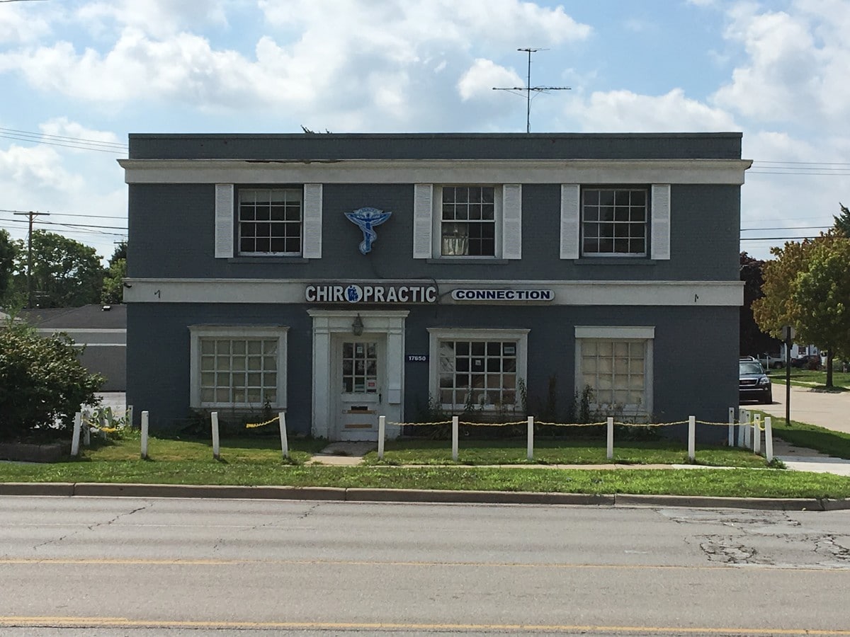 17650 E Nine Mile Rd, Eastpointe, MI 48021