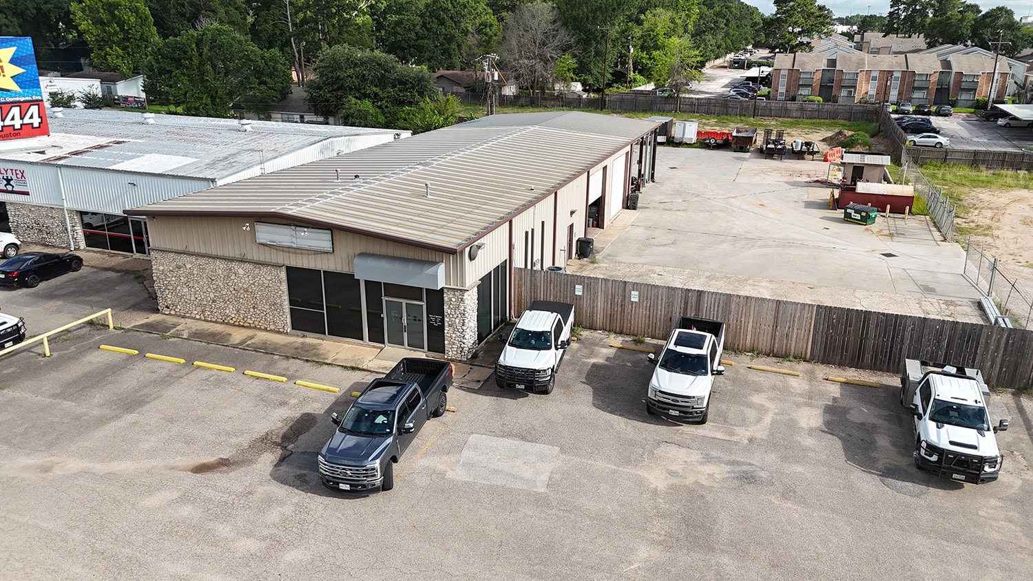 1300 FM 2854 Rd, Conroe, TX for lease Interior Photo- Image 1 of 6