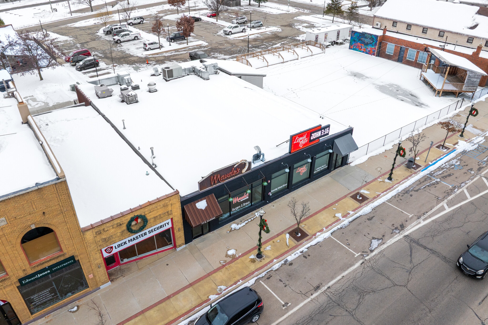 117 E Allegan St, Otsego, MI for sale Primary Photo- Image 1 of 96