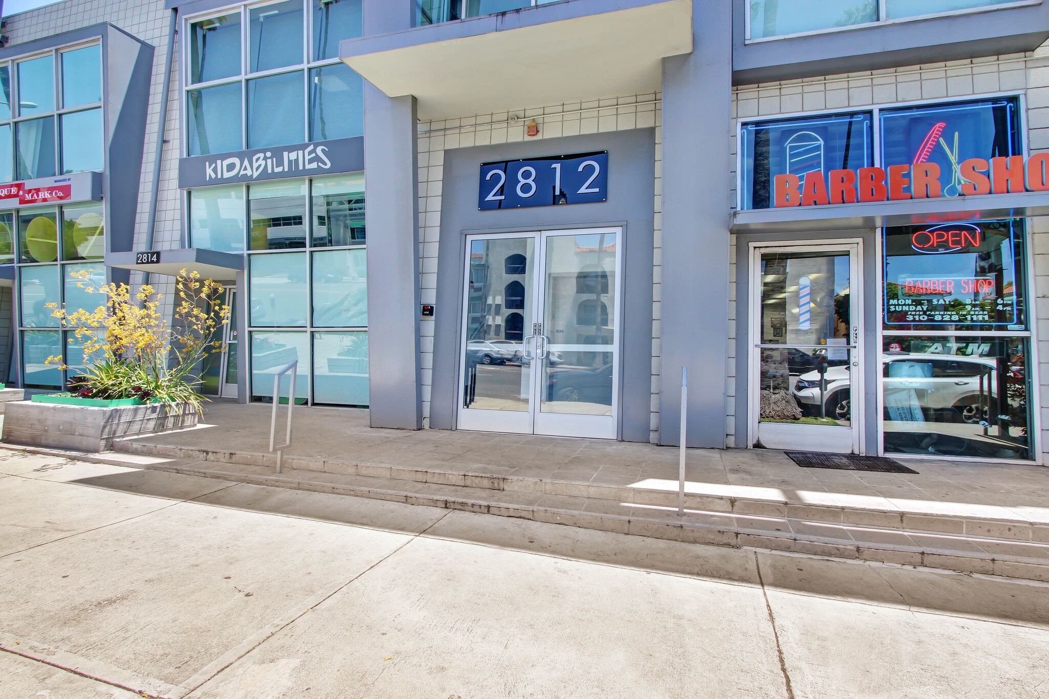 2812-2820 Santa Monica Blvd, Santa Monica, CA for lease Interior Photo- Image 1 of 4
