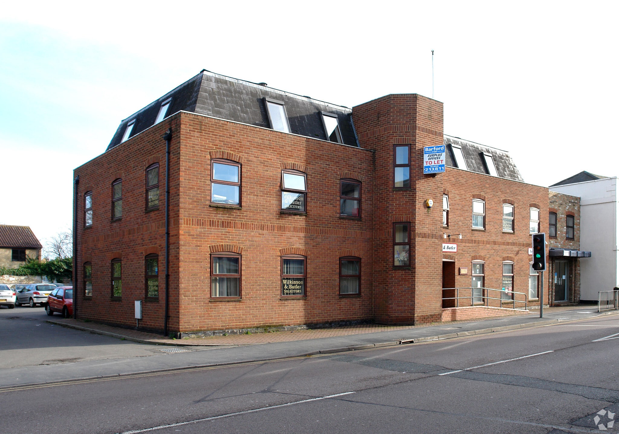 8 Huntingdon St, St Neots for sale Primary Photo- Image 1 of 1