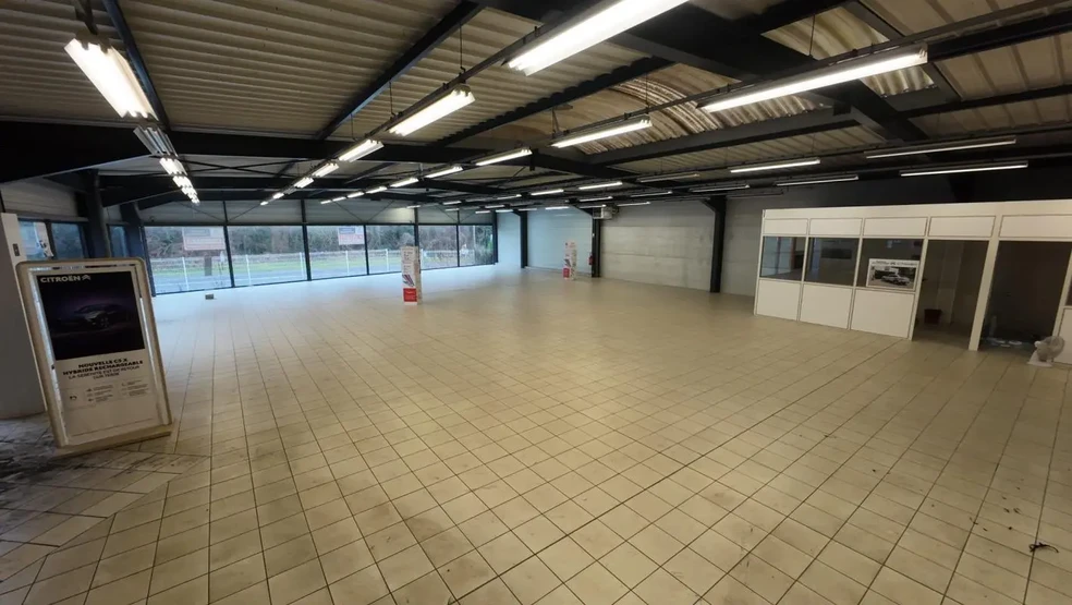 Industrial in Crépy-en-Valois for sale - Interior Photo - Image 1 of 6