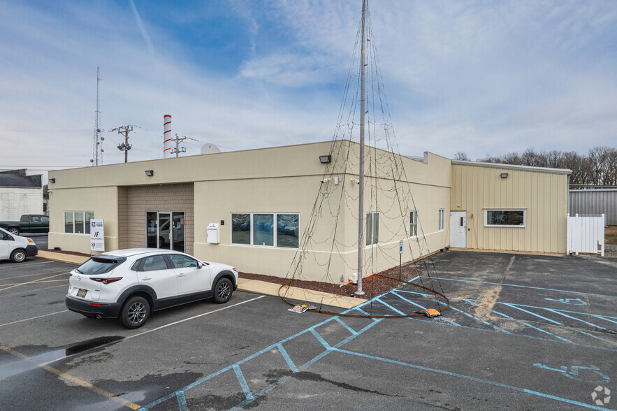 17573 S Dupont Hwy, Harrington, DE for lease - Building Photo - Image 2 of 5