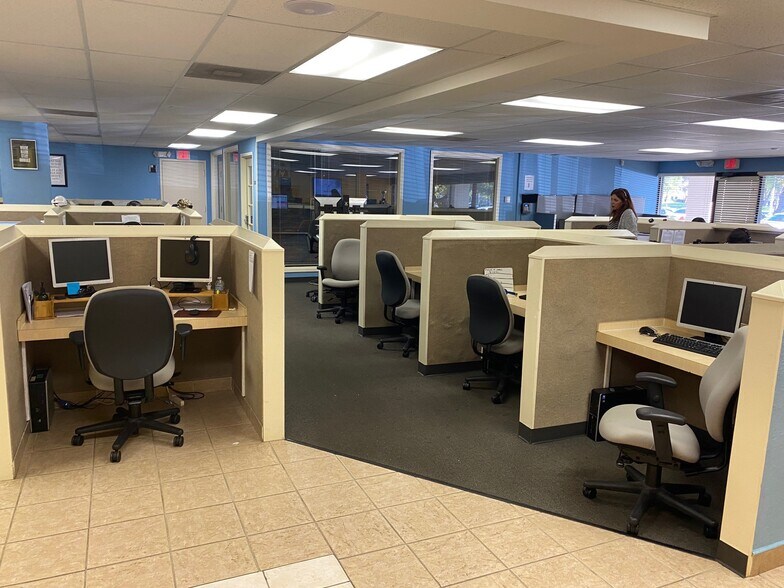 1835 S Perimeter Rd, Fort Lauderdale, FL for sale - Building Photo - Image 1 of 1