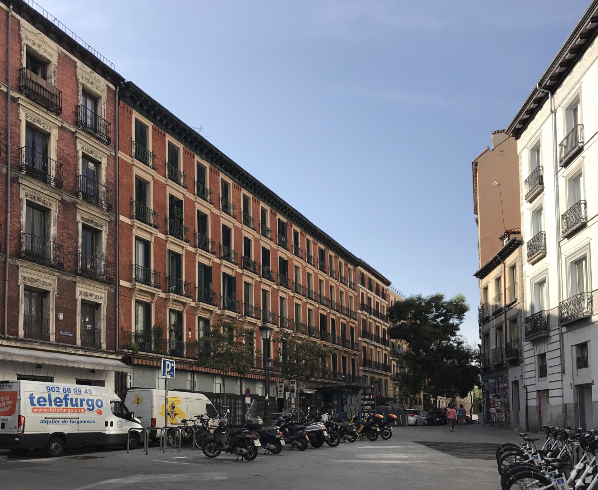 Calle del Conde de Romanones, 5, Madrid, Madrid for lease Primary Photo- Image 1 of 4