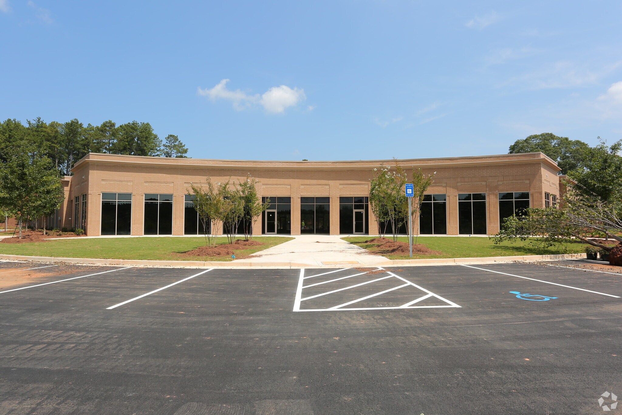 6000 Hillandale Dr, Lithonia, GA for lease Primary Photo- Image 1 of 5
