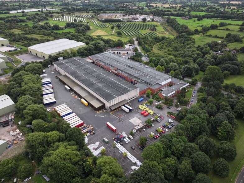 Bedwell Rd, Wrexham for lease - Primary Photo - Image 1 of 9