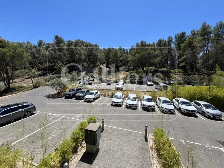 Rue Pierre Berthier, Aix-en-Provence for lease - Building Photo - Image 2 of 8