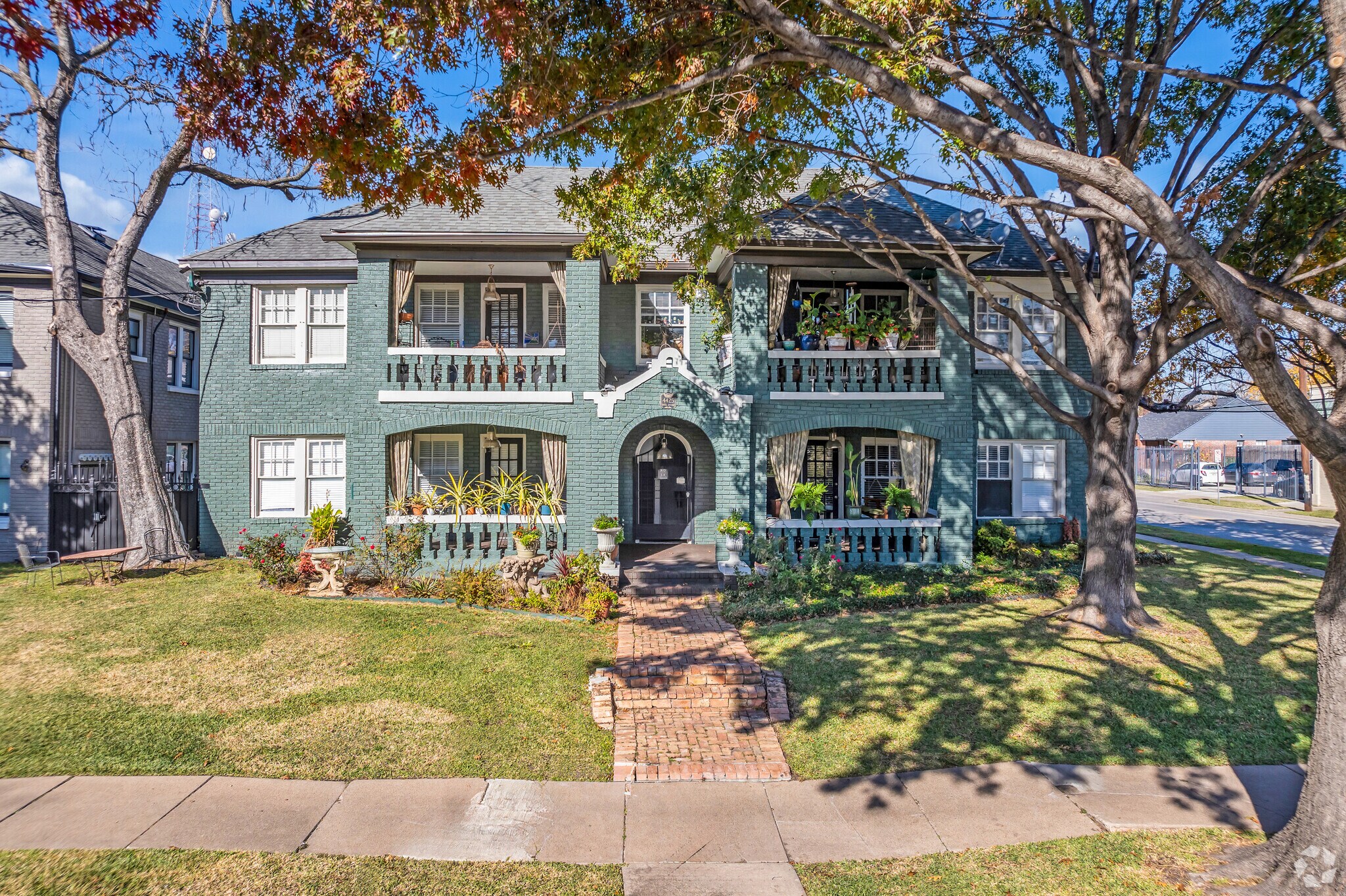 4425 Swiss Ave, Dallas, TX for sale Primary Photo- Image 1 of 1