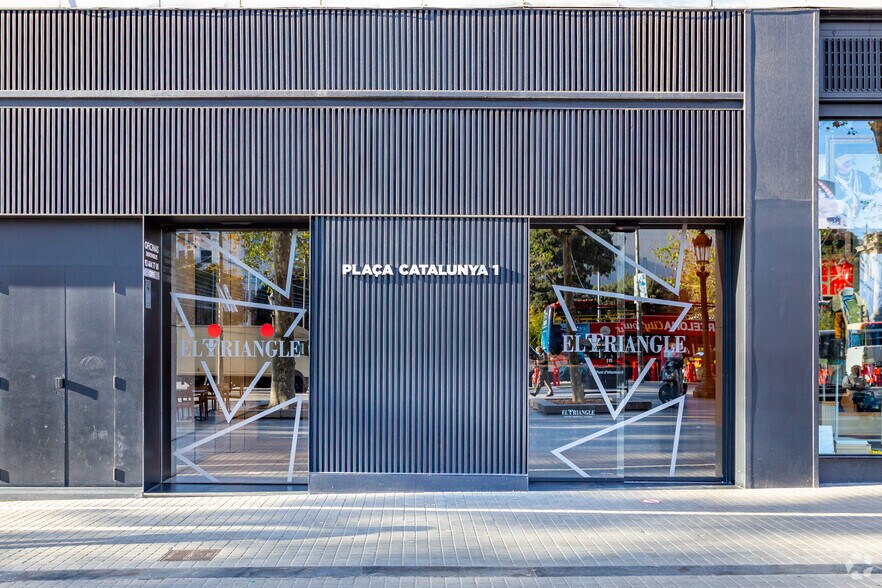 Plaça de Catalunya, 1, Barcelona, Barcelona for lease - Building Photo - Image 3 of 4