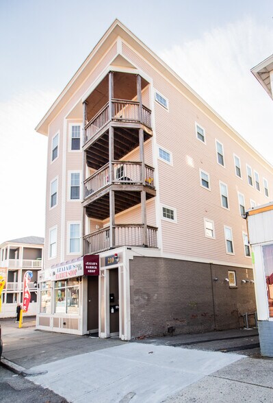 210-210A Chandler St, Worcester, MA for sale - Building Photo - Image 1 of 1