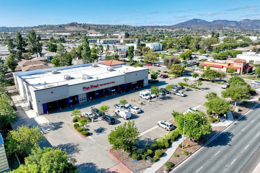 10041 Mission Gorge Rd, Santee, CA for sale - Primary Photo - Image 1 of 1