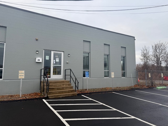 41 Ford Ln, Warwick, RI for lease - Building Photo - Image 1 of 8