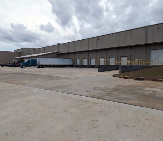 2109 S US Highway 31, Bay Minette, AL for lease - Building Photo - Image 2 of 7