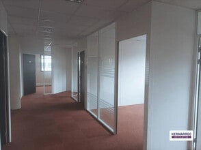 Office in Saint-Herblain for sale Interior Photo- Image 1 of 6