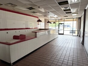 7719-7801 Rogers Ave, Fort Smith, AR for lease Building Photo- Image 2 of 3