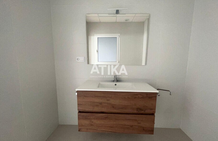 Industrial in Ontinyent for lease - Building Photo - Image 3 of 33