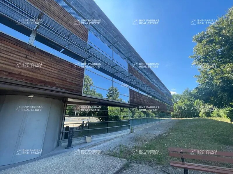 Vente Bureaux 4 635 m² - Photo 1