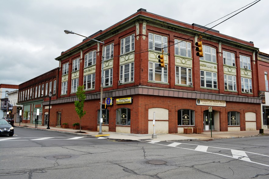 10 Broadway St, Milton, PA for sale - Primary Photo - Image 1 of 1