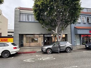 1071 Gayley Ave, Los Angeles, CA for lease Building Photo- Image 1 of 7