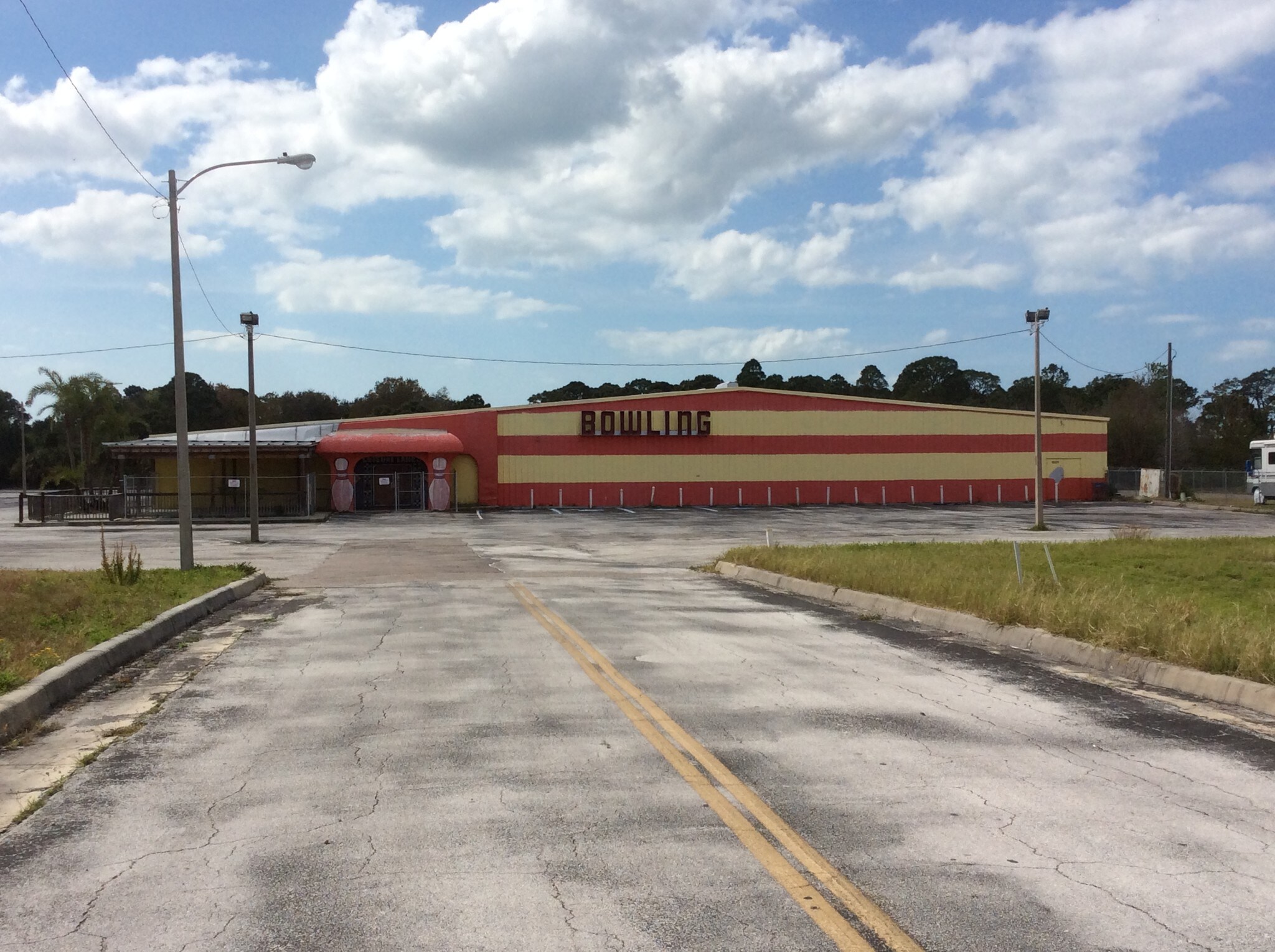 Retail in Port Richey, FL for sale Building Photo- Image 1 of 1