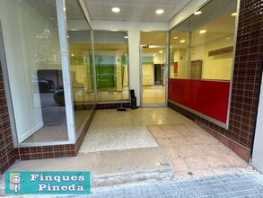 Retail in Pineda de Mar, Barcelona for lease Interior Photo- Image 1 of 9