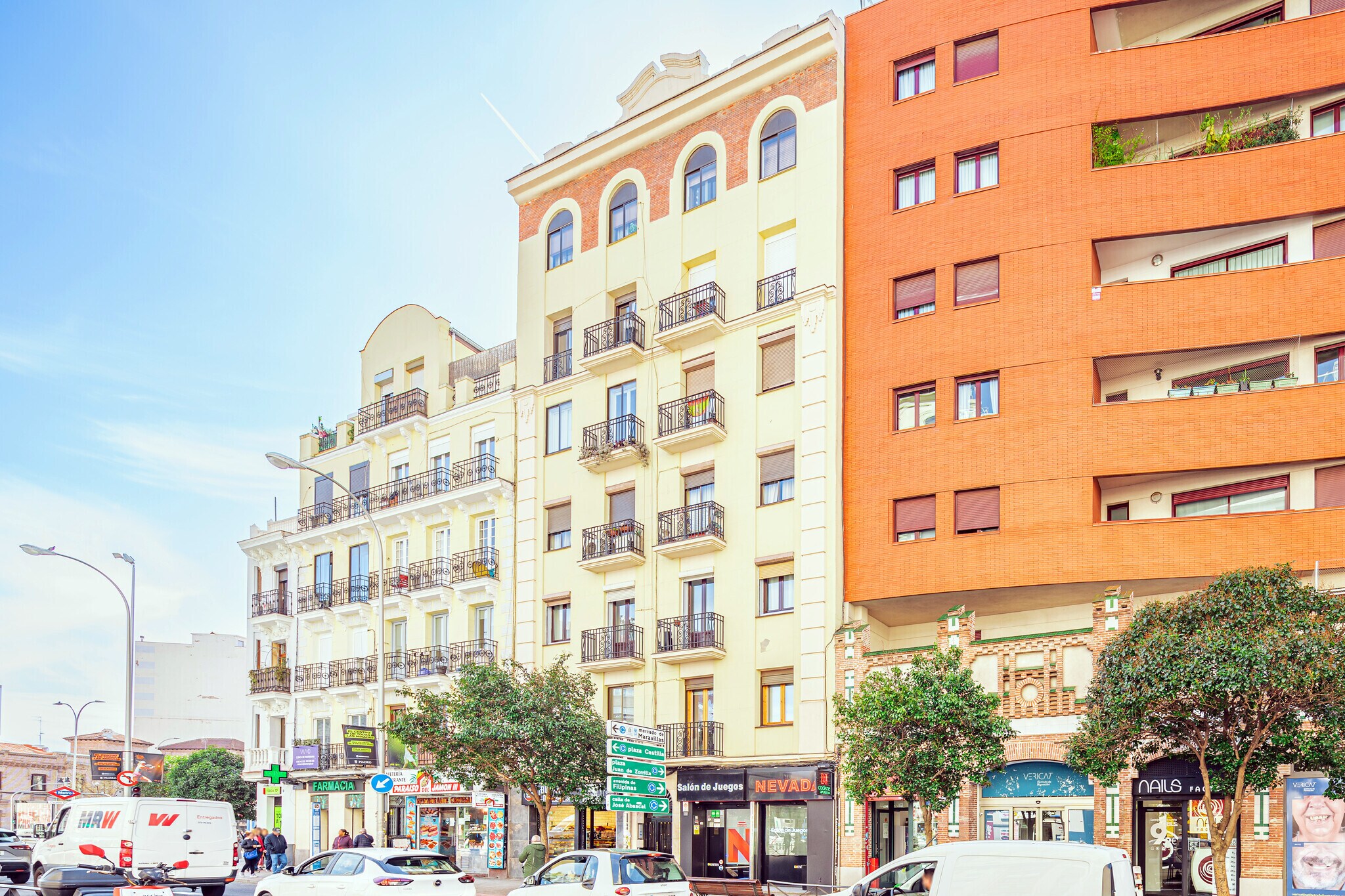 Avenida de la Reina Victoria, 5, Madrid, Madrid for sale Primary Photo- Image 1 of 1