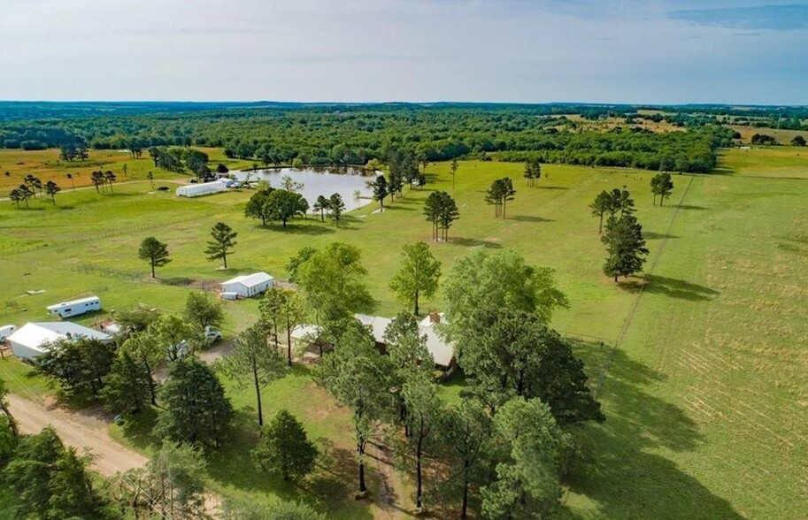 384102 E 1040 Rd, Council Hill, OK for sale - Primary Photo - Image 1 of 1