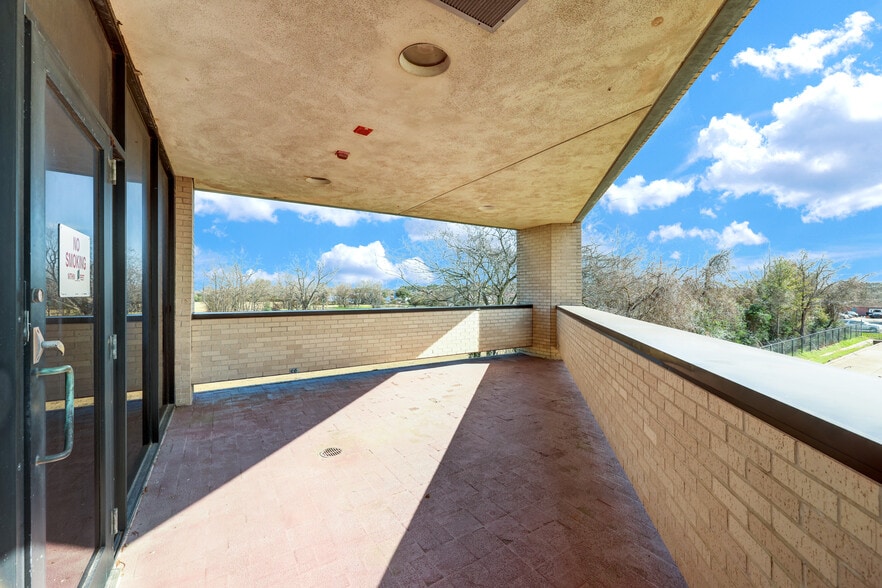 7638 Spring Cypress Rd, Spring, TX for sale - Building Photo - Image 3 of 12