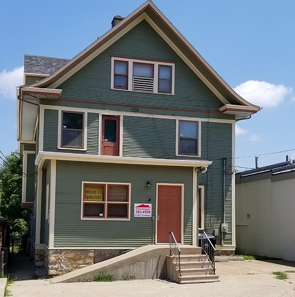 817 SW 6th Ave, Topeka, KS for sale - Building Photo - Image 1 of 1