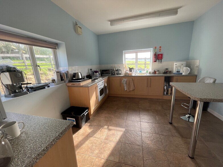 Brickfields, Maperton for lease - Building Photo - Image 2 of 4