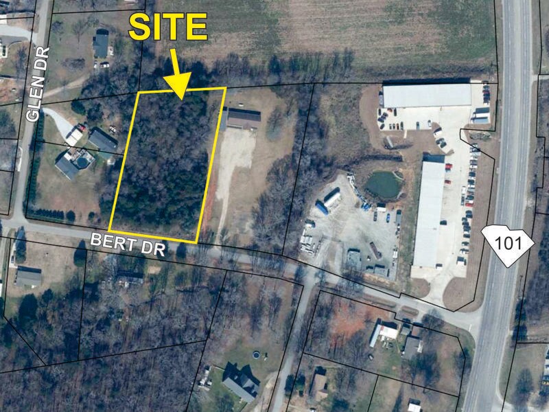 Bert Dr, Greer, SC for sale Building Photo- Image 1 of 1