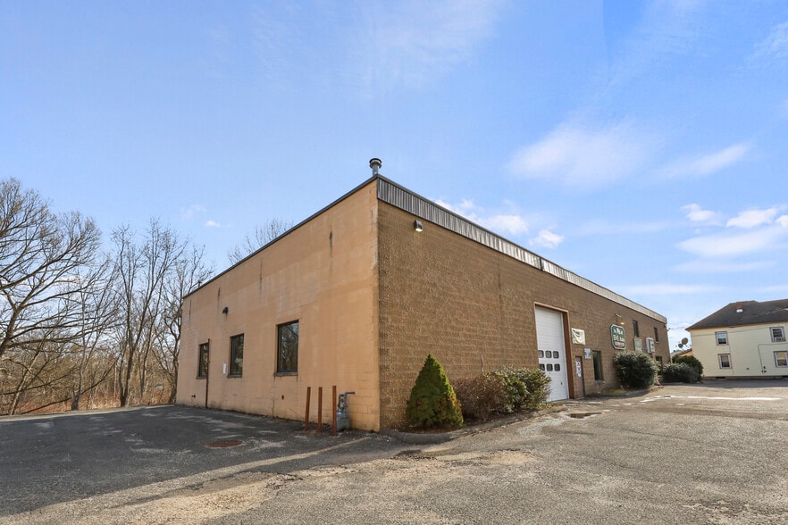 1260 East St, Pittsfield, MA for sale - Building Photo - Image 2 of 34