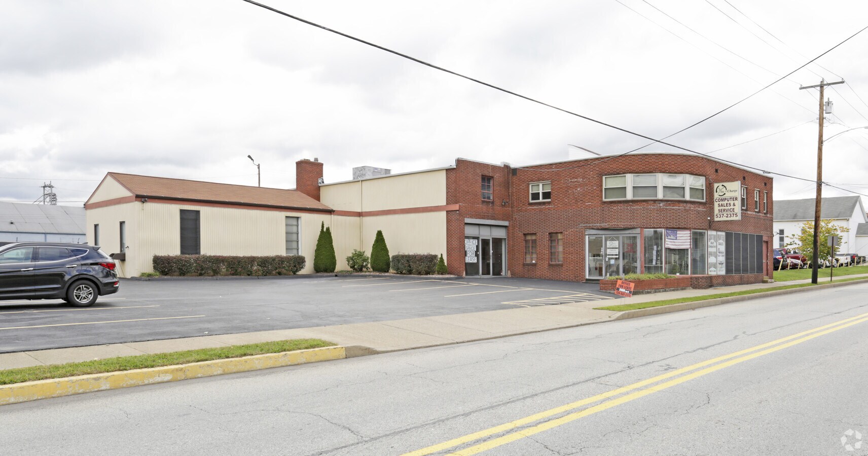 2510 Ligonier St, Latrobe, PA 15650