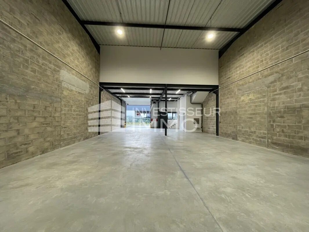 Flex in Lieusaint for lease Interior Photo- Image 1 of 2