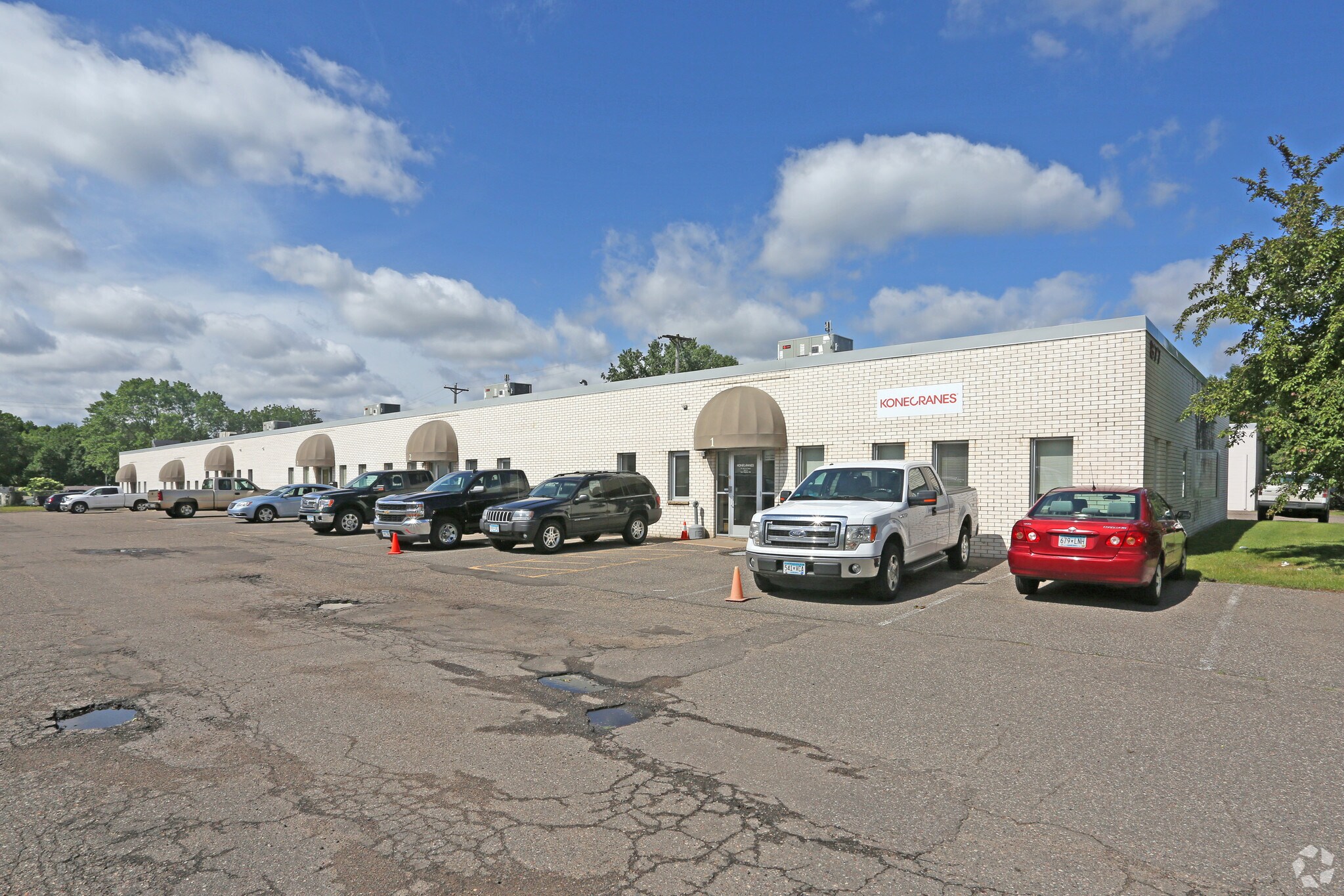 877 SW 3rd St, New Brighton, MN for sale Primary Photo- Image 1 of 1