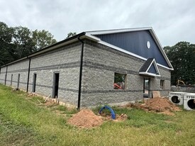 70 County Line Dr, Cromwell CT - Warehouse