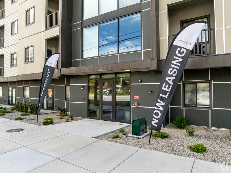 230 S State St, Clearfield, UT for sale - Building Photo - Image 2 of 15