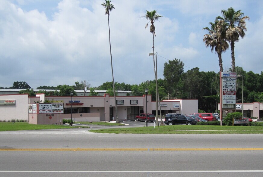 900-918 Lithia Pinecrest Rd, Brandon, FL for lease - Building Photo - Image 2 of 2