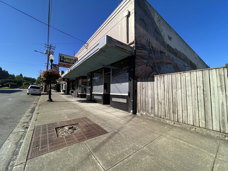 2056 Sherman Ave, North Bend, OR for sale - Building Photo - Image 2 of 13